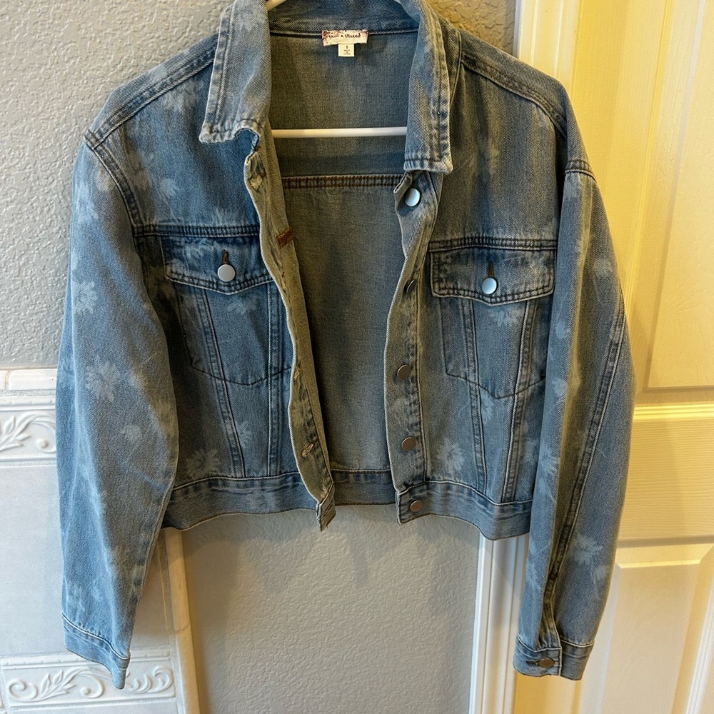 Blue Floral Denim Cropped Jacket
